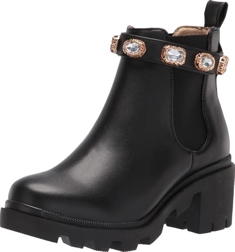 Amulet ankle boots